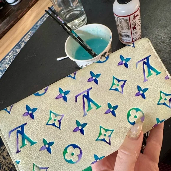 Custom painted Authentic Louis Vuitton - Picture 4 of 5